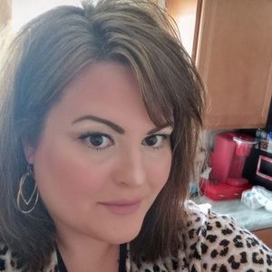 Meet your Posher, Mallory